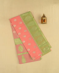 SC3907 - LINEN WITH GOLD BUTTA AND CONTRAST BORDER