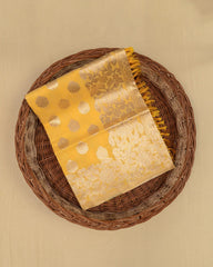 SC3038 - Linen With Gold Butta