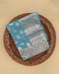 SC3038 - Linen With Gold Butta