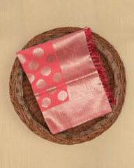 SC3038 - Linen With Gold Butta