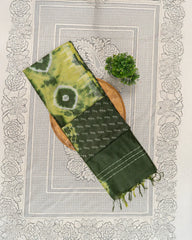 SC2969 - Raw Silk With Bandhini Design