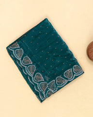 SC4131 - Fendy Material With Stone