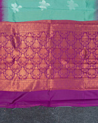 SC4402 - Litchi Silk With Zari Lines Along Body