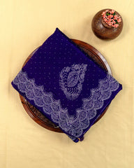 SC4140 - Vichitra With Silver Stone