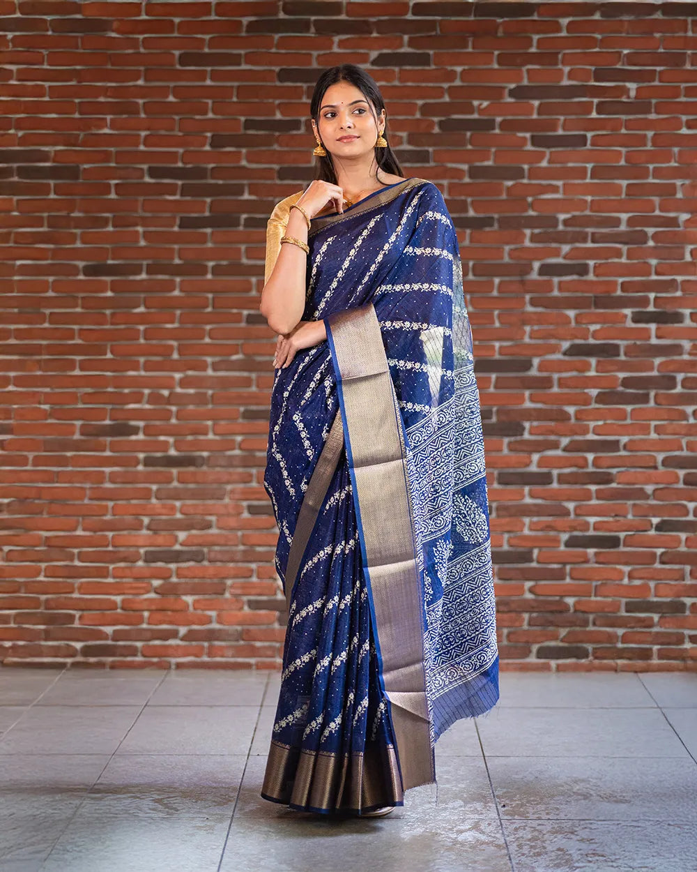 SC5859(2) - DOLA SAREE WITH SEQUENCE PRINT