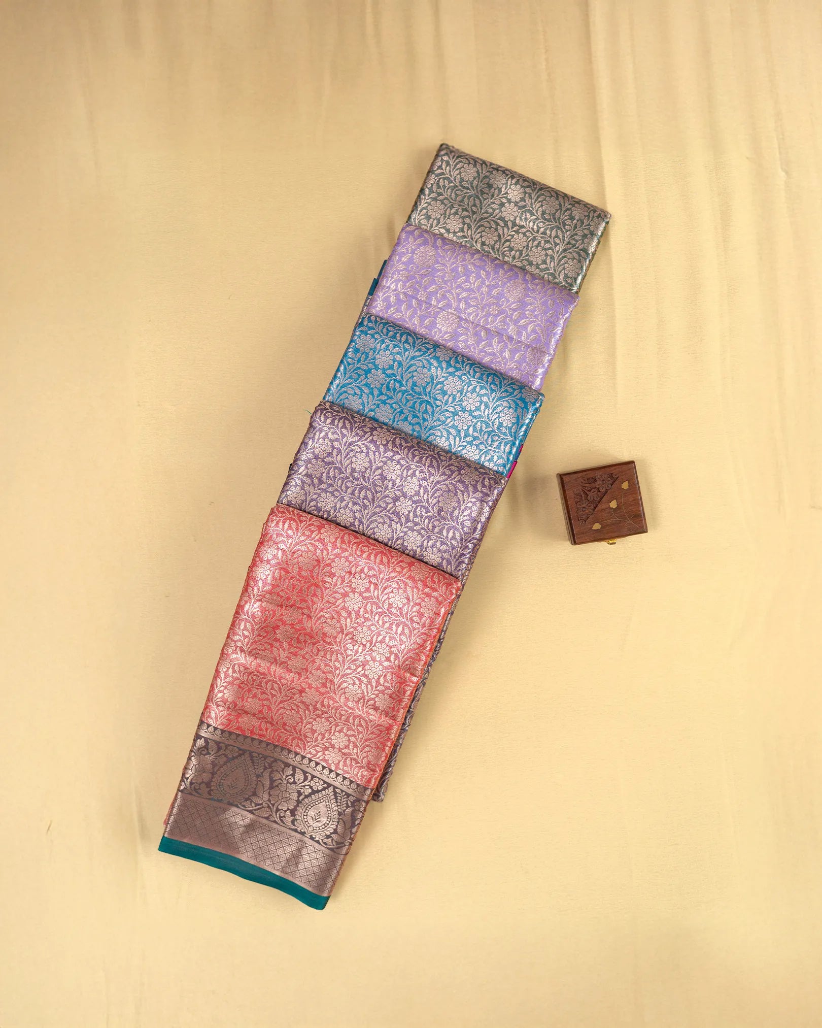 SC4811 - Tissue saree with jaquard body and contrast border