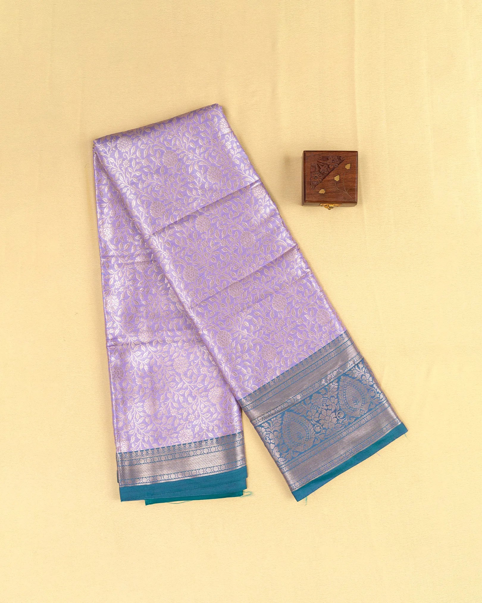 SC4811 - Tissue saree with jaquard body and contrast border
