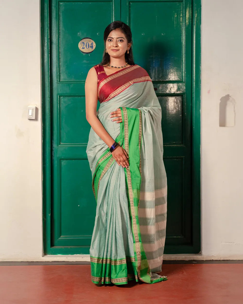 SC7537 - GANGA JAMUNA BORDER SAREE
