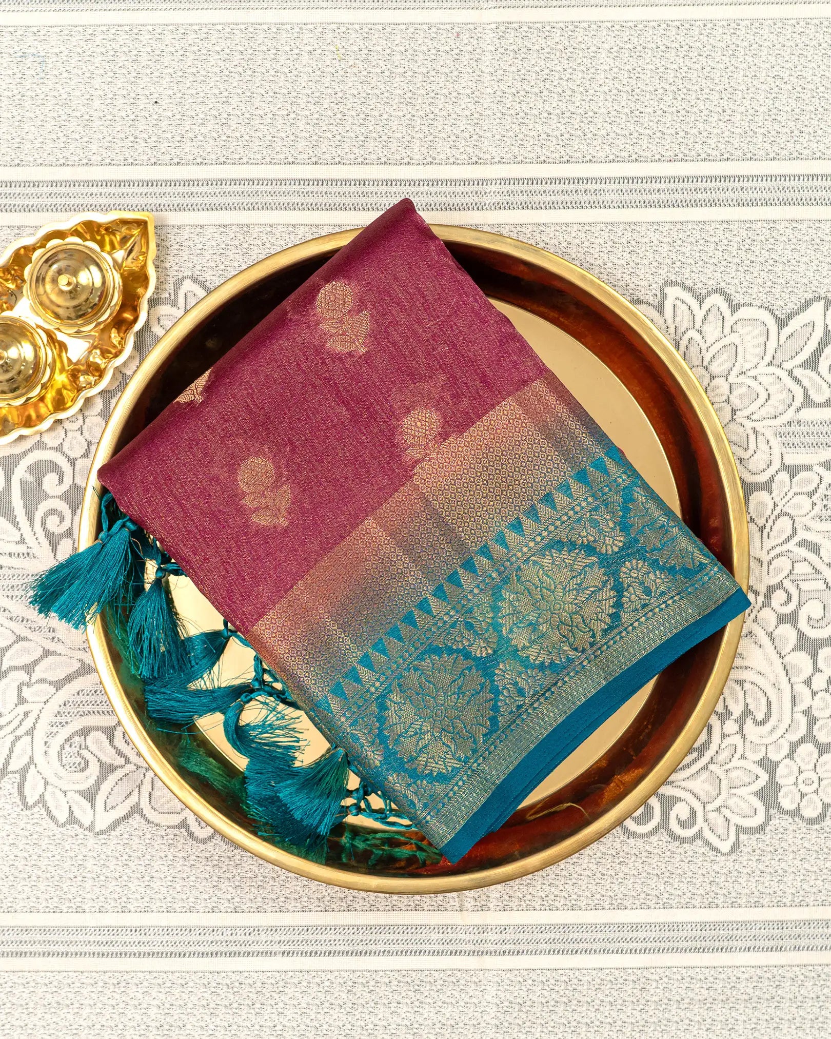 SC3492 - Tussar Shimmeer With Gold Butta