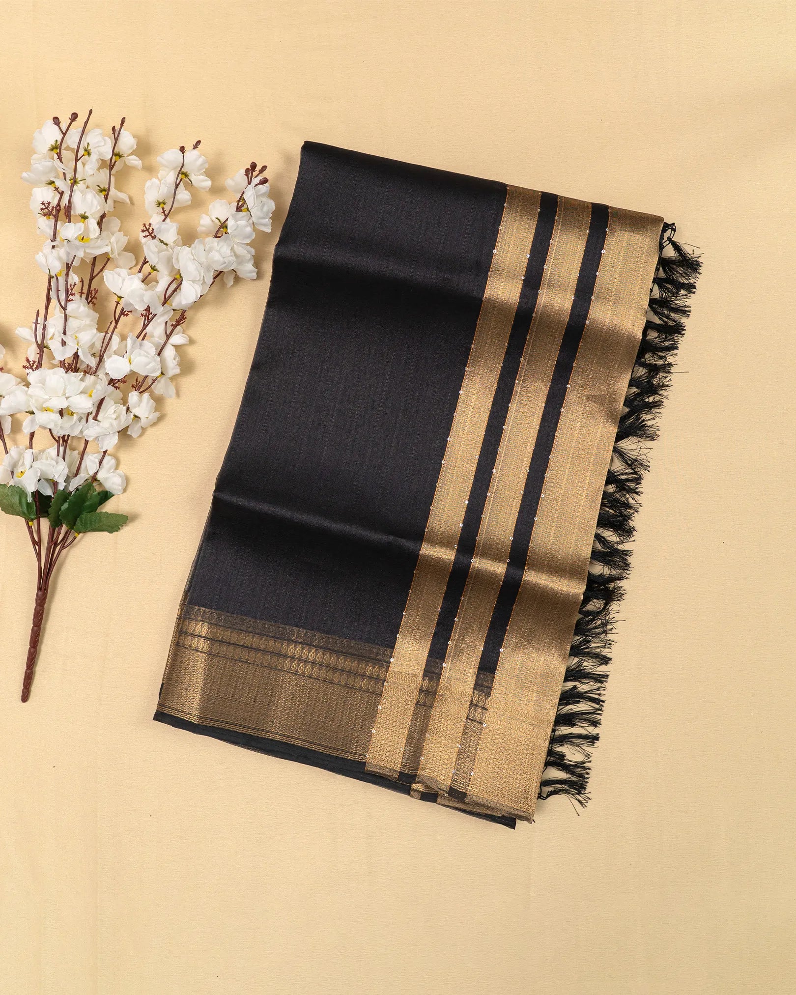 SC3074 - Tissue Plain Wil Pallu Sequence