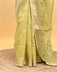 SC3052 - Tissue Plain Saree with Rich Pallu