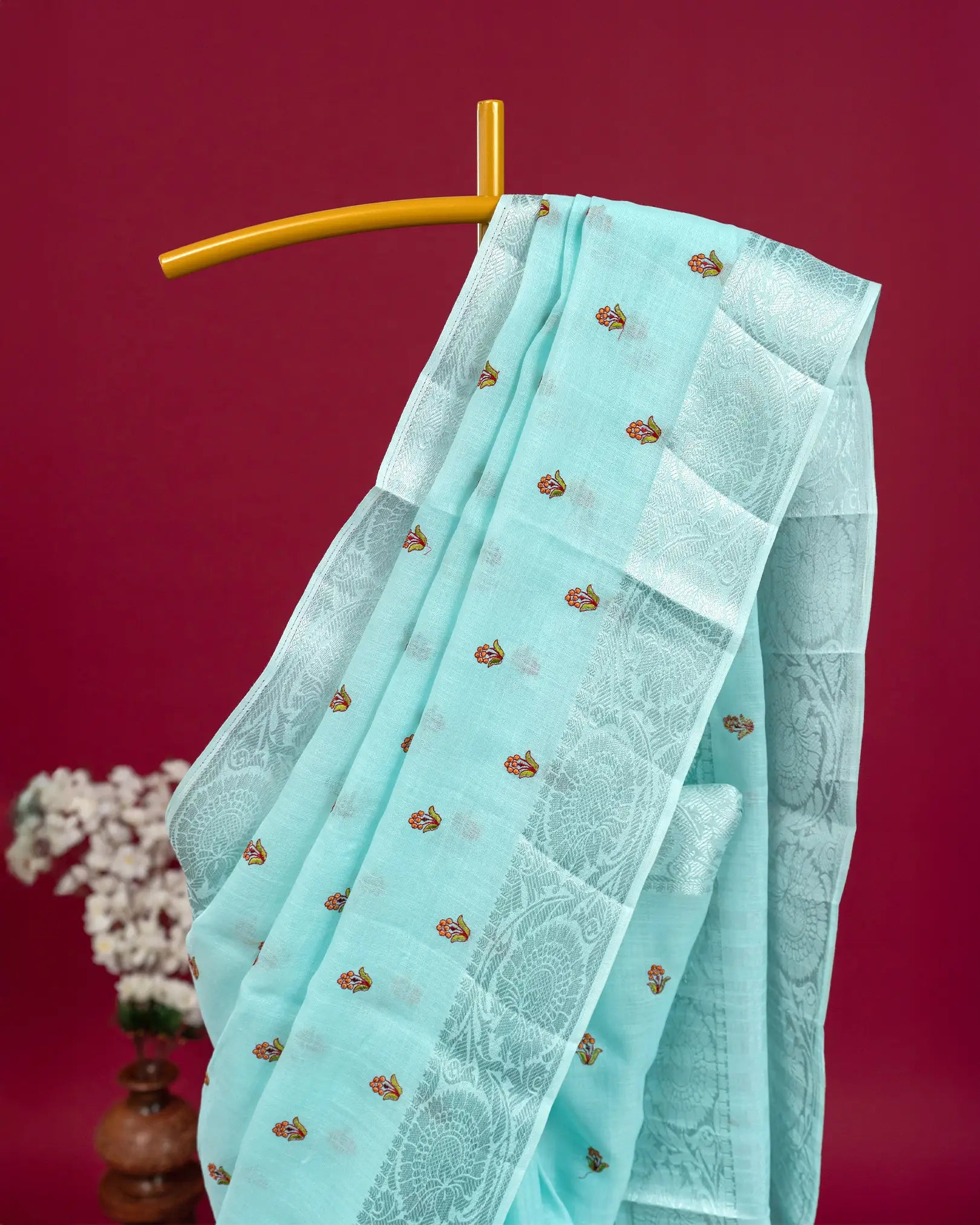 SC3084 - Linen Embroidery Meena Butta