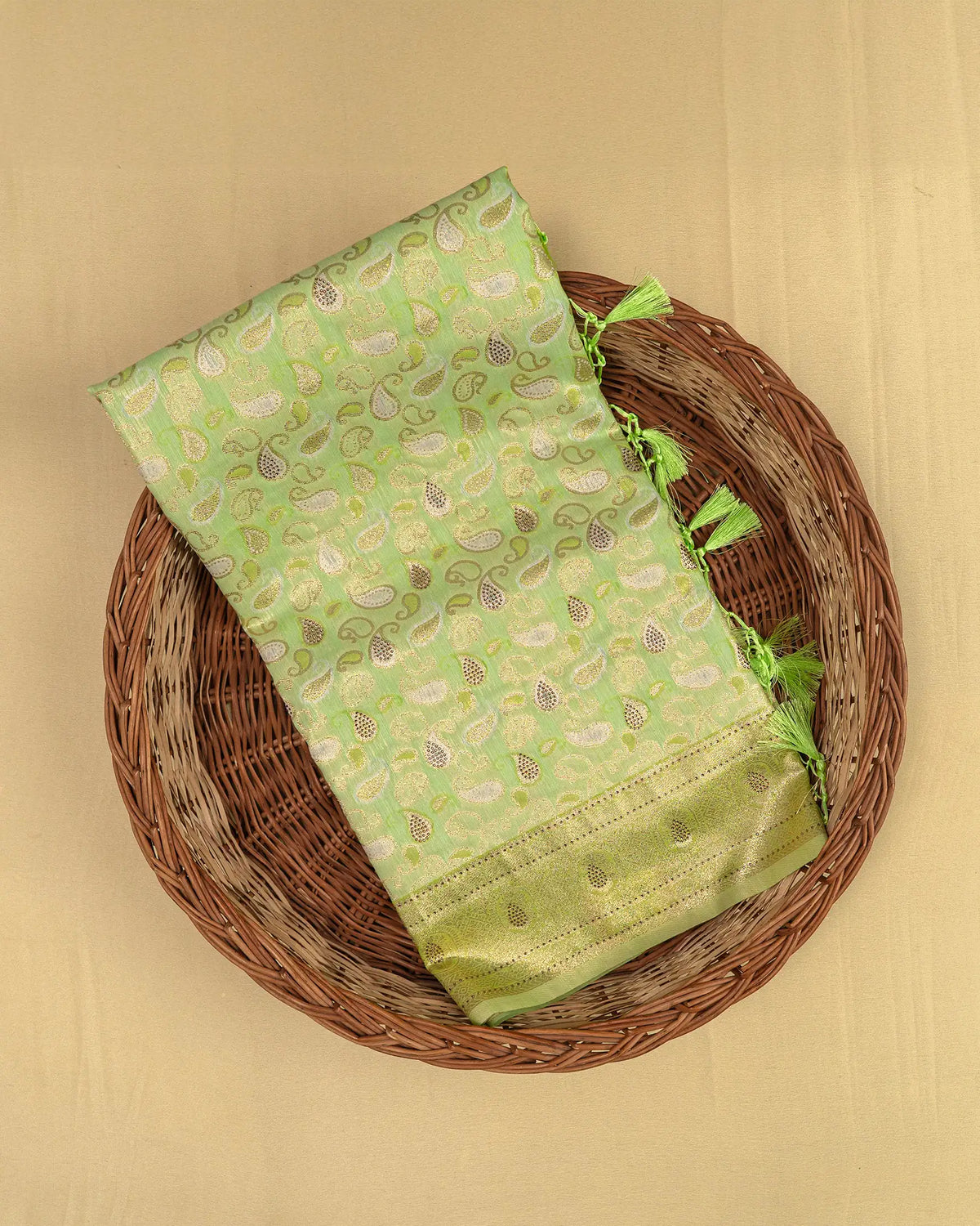 SC3259 - Cotton brasso with zari butta and copper stone