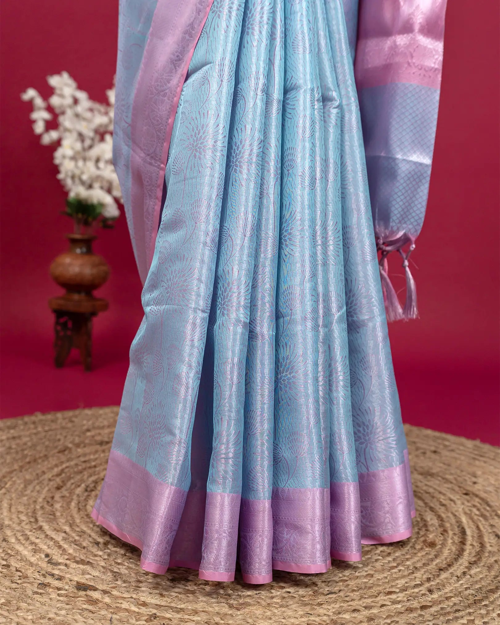 SC3201 - Tissue With Pink Zari