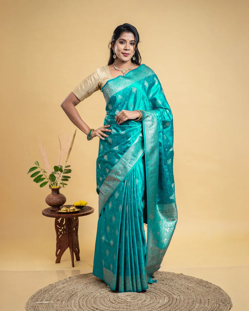 SC6660(2) - SATIN SAREE