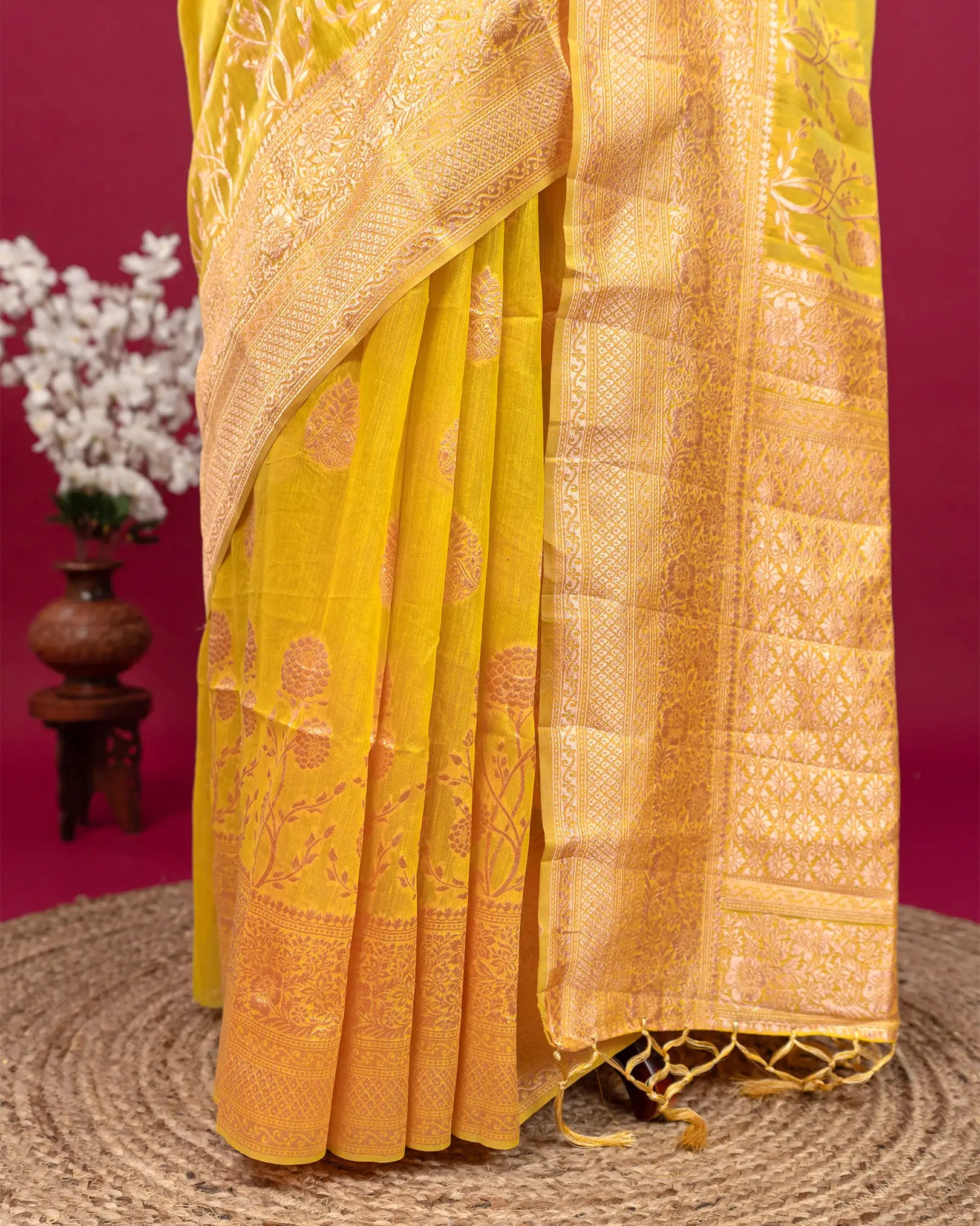 SC3901 - Linen Saree Copper Butta