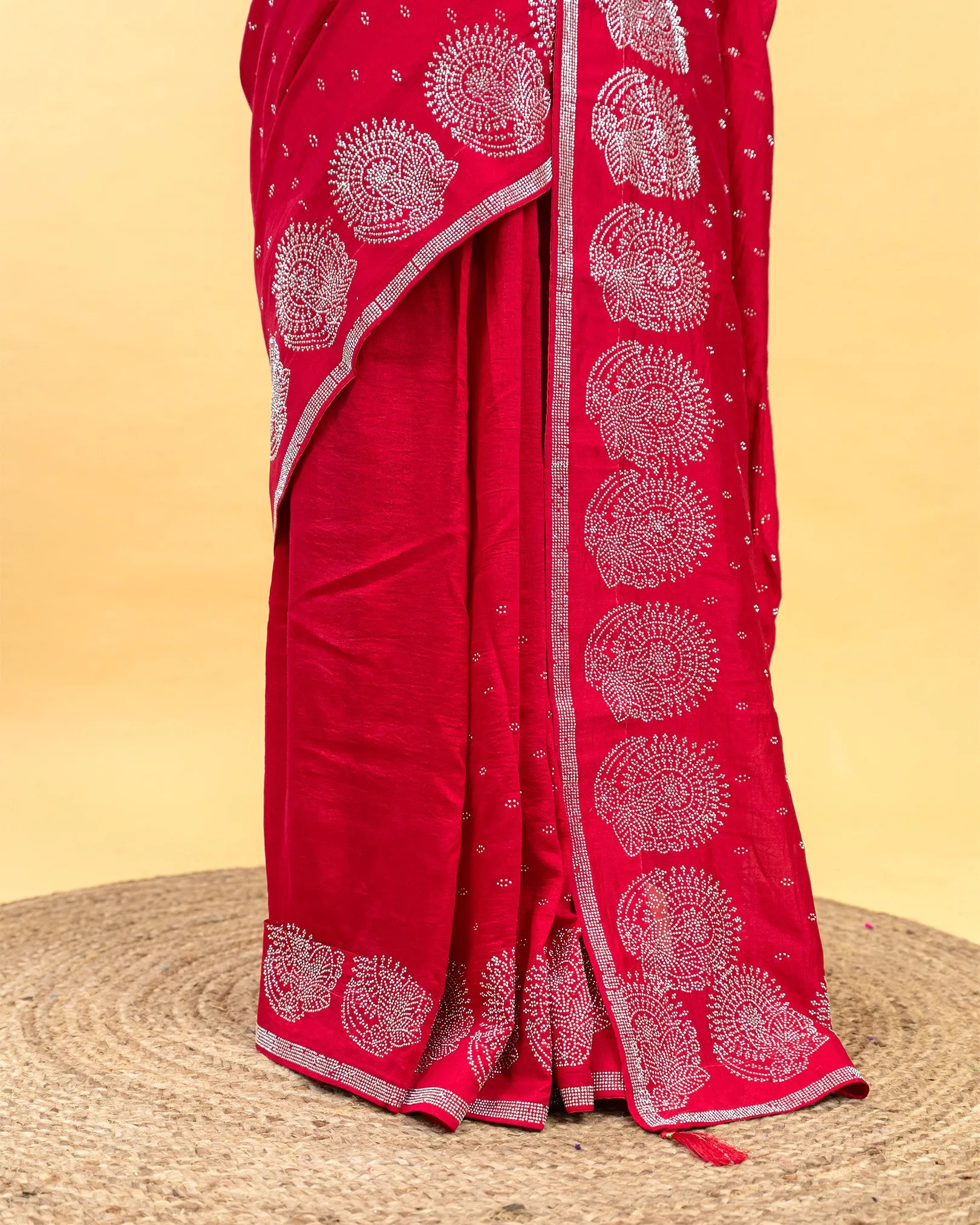 SC4141 - Readymade Fendy Saree