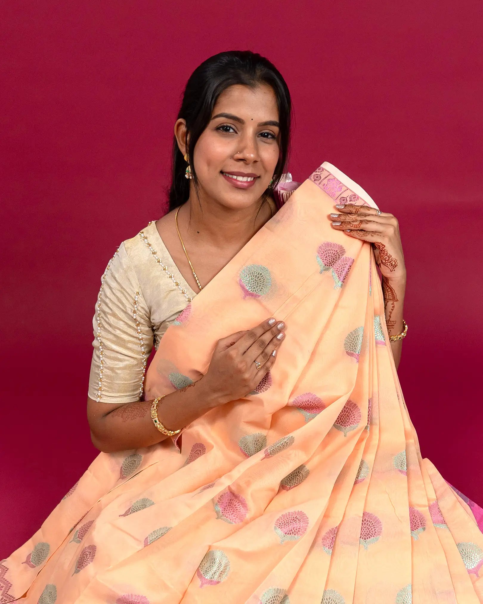 SC2980 - Silk Cotton With Pink And Self Zari