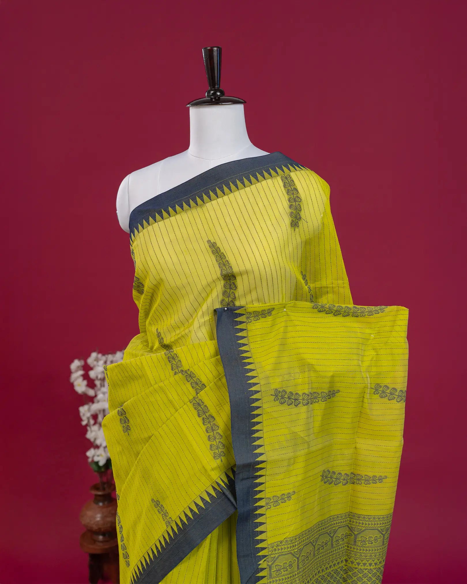 SC3939 - Fancy Cotton With Thread Work