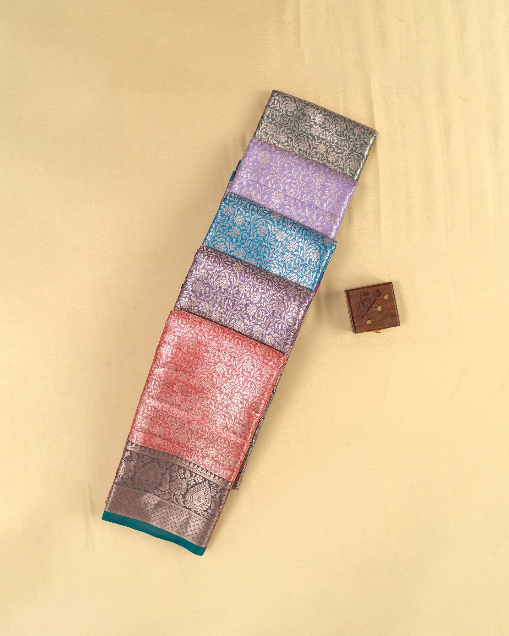 SC4811 - Tissue saree with jaquard body and contrast border