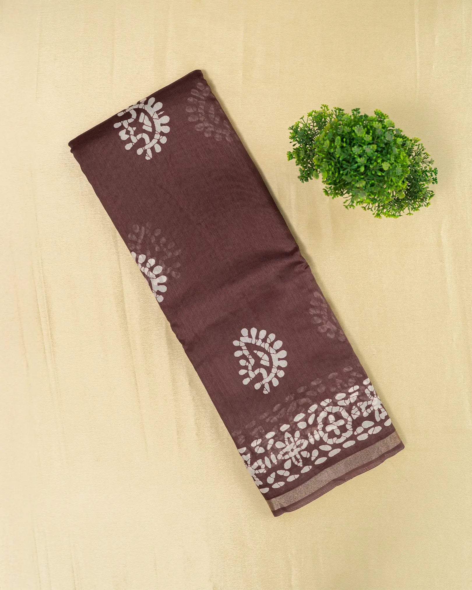 SC1519 - Tussar Silk Saree With Bandhani Print