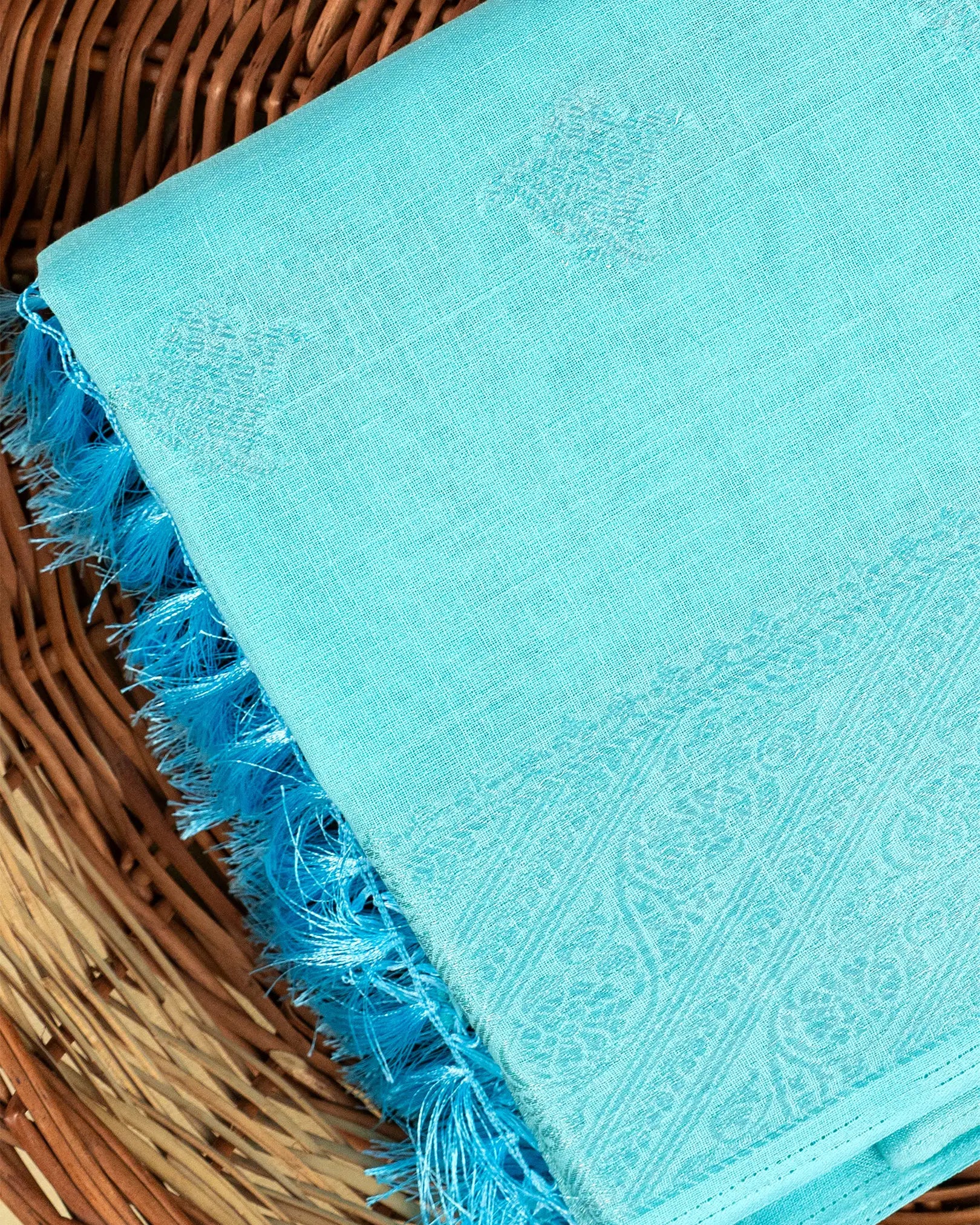 SC4056 - Linen Saree With Silver Butta