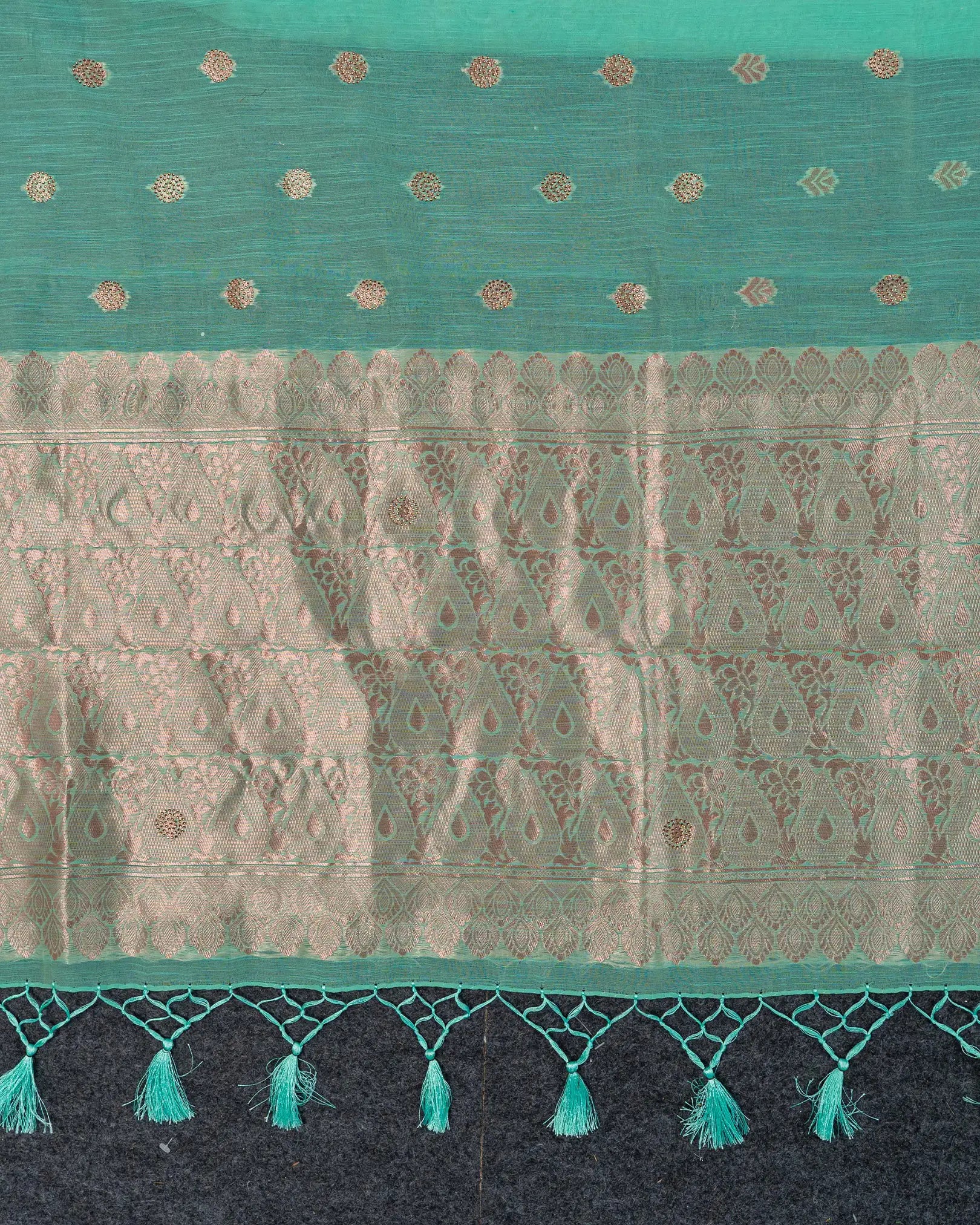 SC3018 - Linen Copper And Silver Butta With Stone