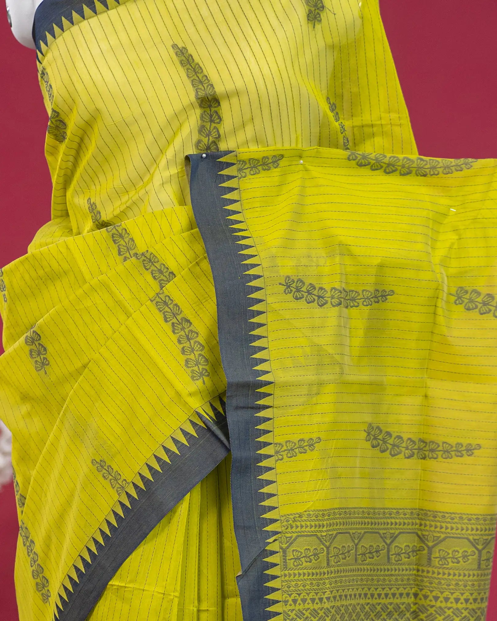 SC3939 - Fancy Cotton With Thread Work