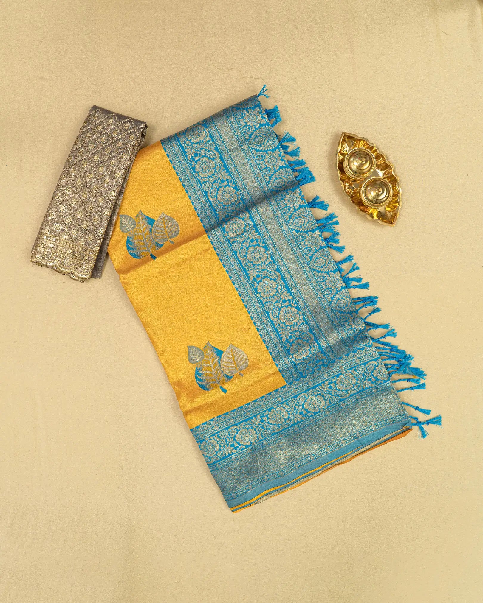 SC3563 - Tissue saree with separate work blouse