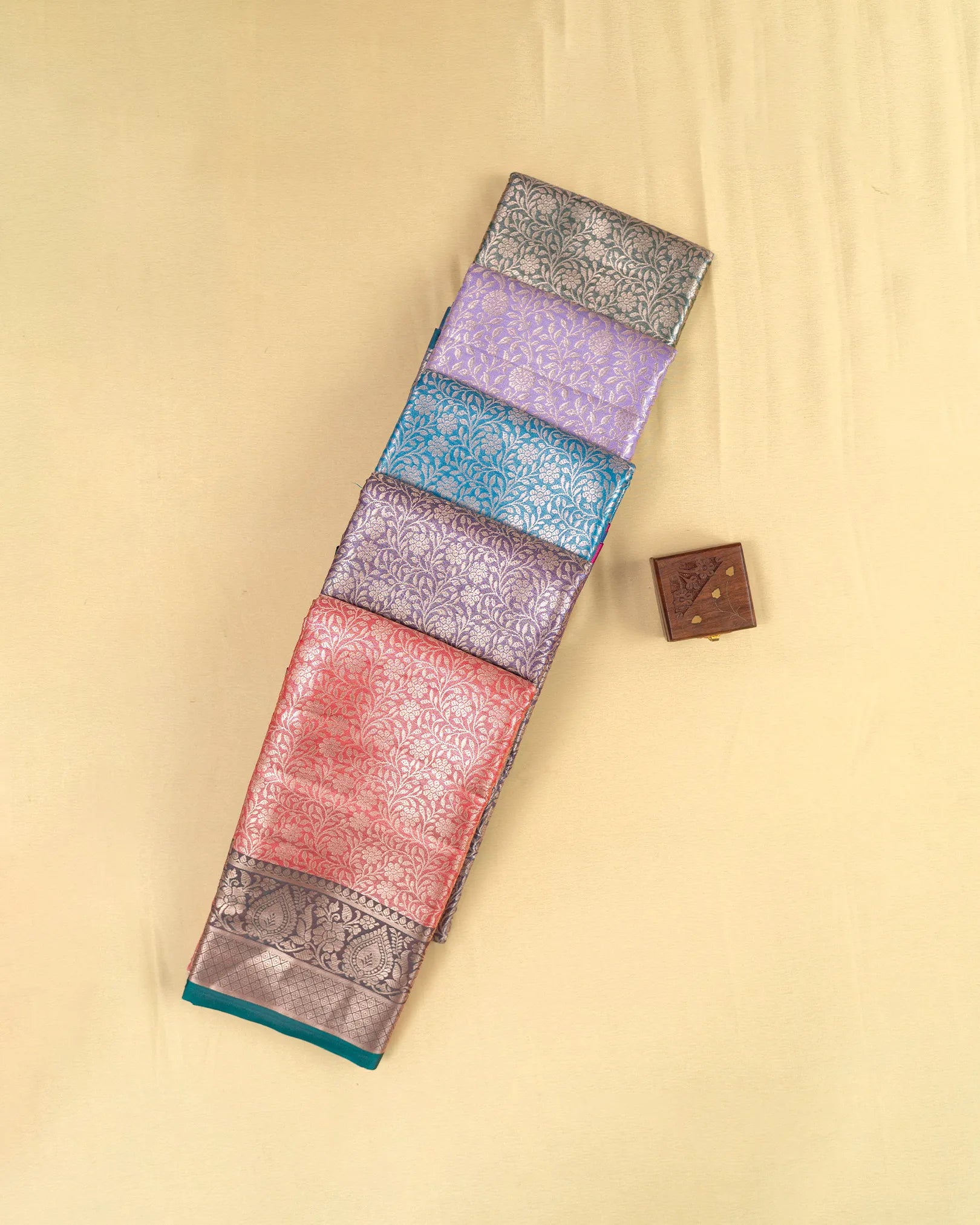 SC4811 - Tissue saree with jaquard body and contrast border