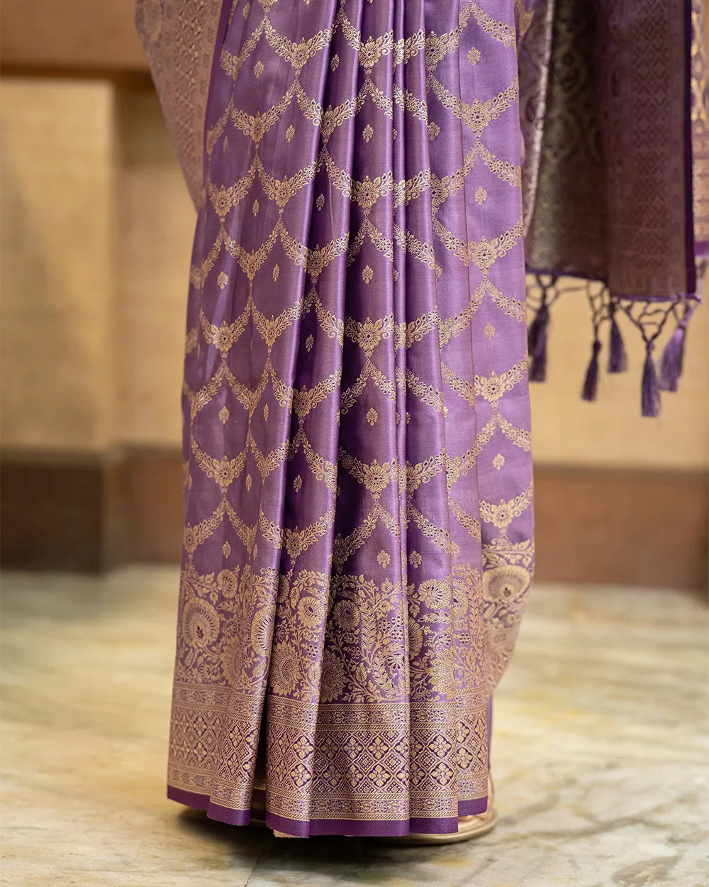 SC6660(3) - SATIN SAREE