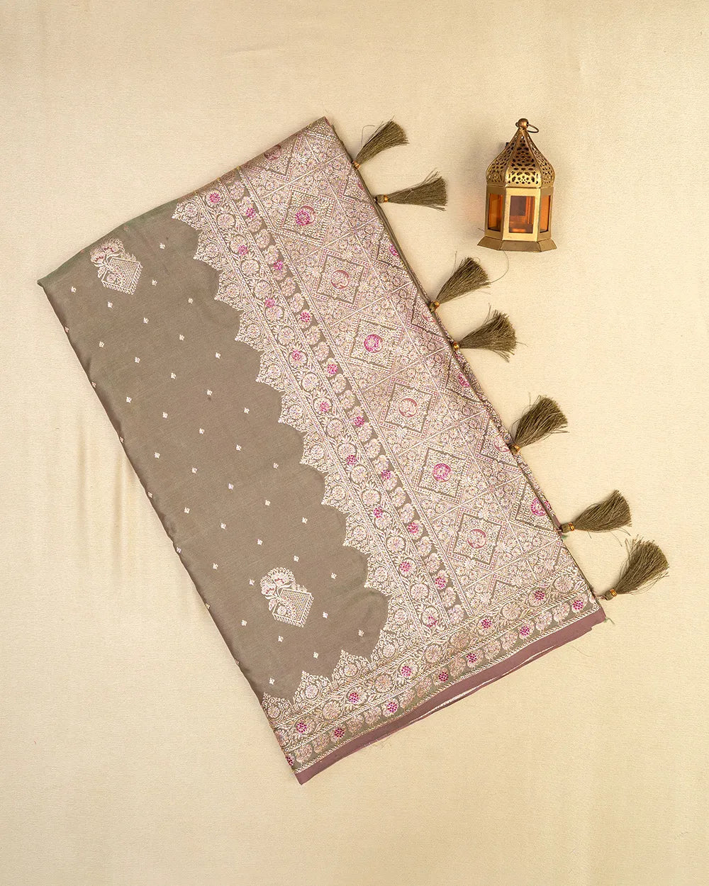 SC5776 - SATIN SAREE WITH MULTI STONE WORK