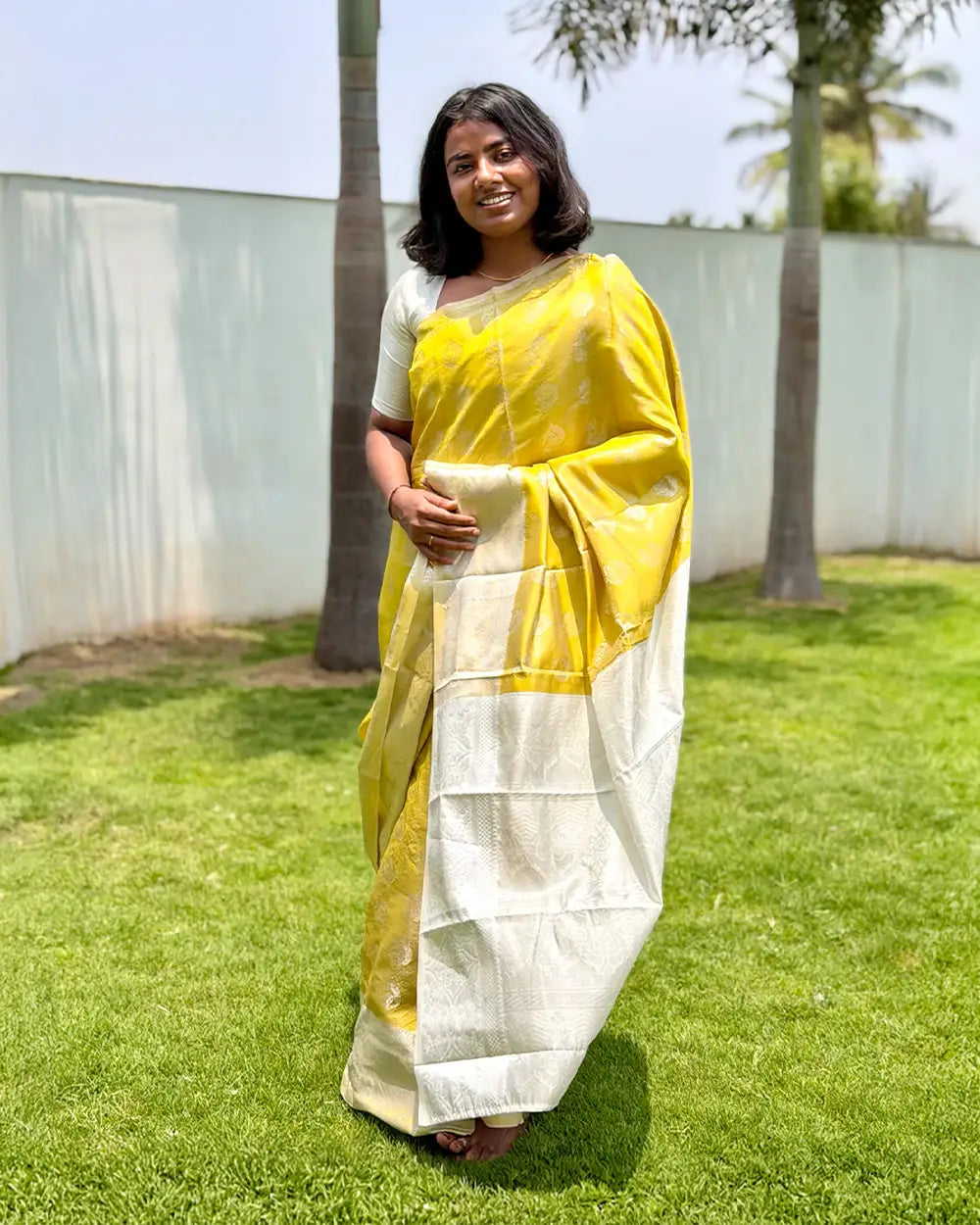 SC6917 - TISSUE SILK SAREE WITH SILVER WORK
