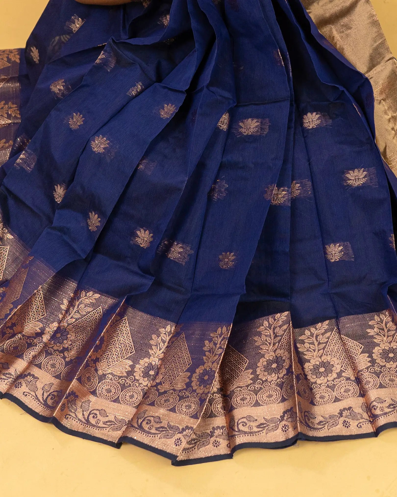 SC3190 - Cotton Saree with Tissue Pallu
