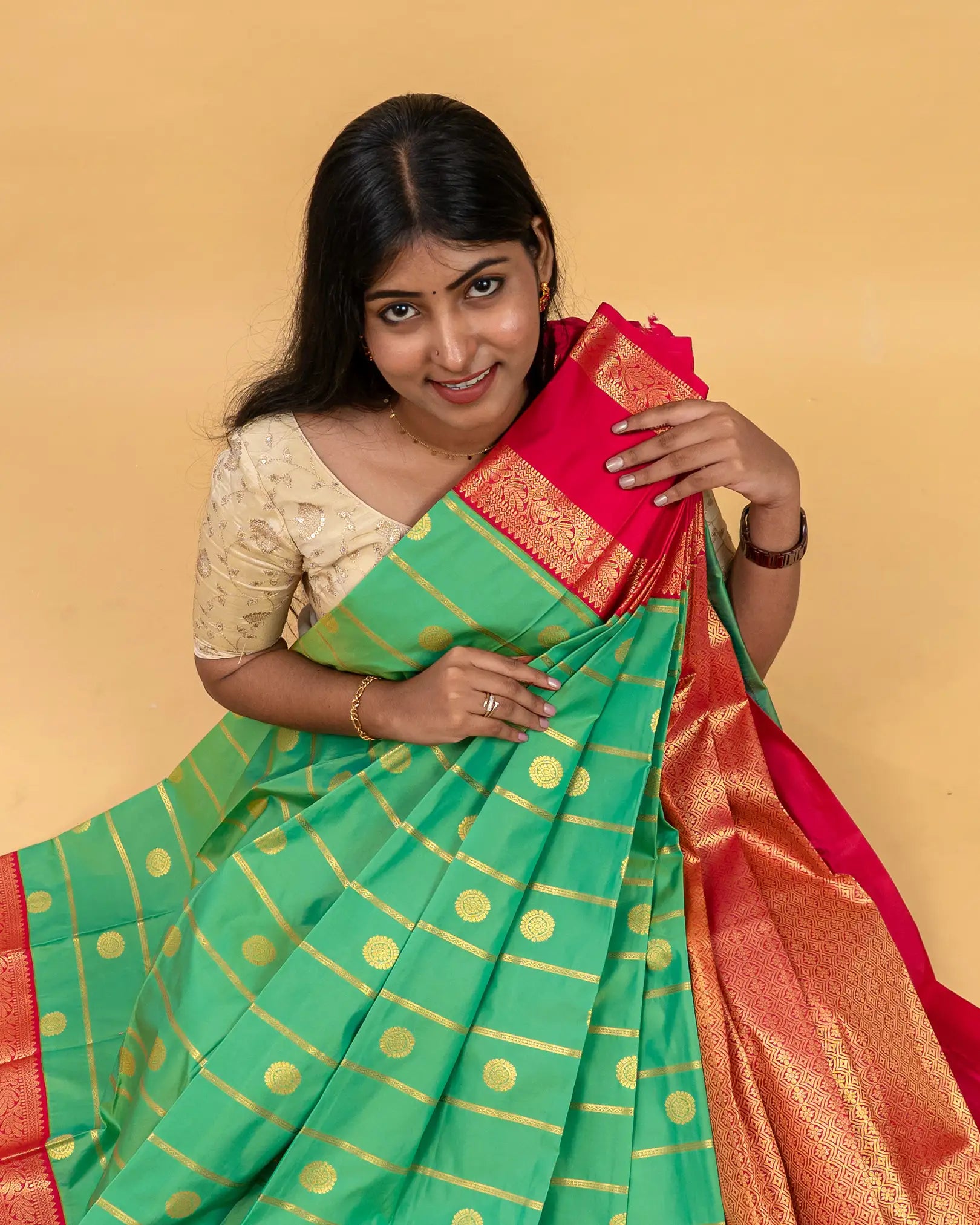 SC3473 - Silk Saree With Zari Lines And Butta