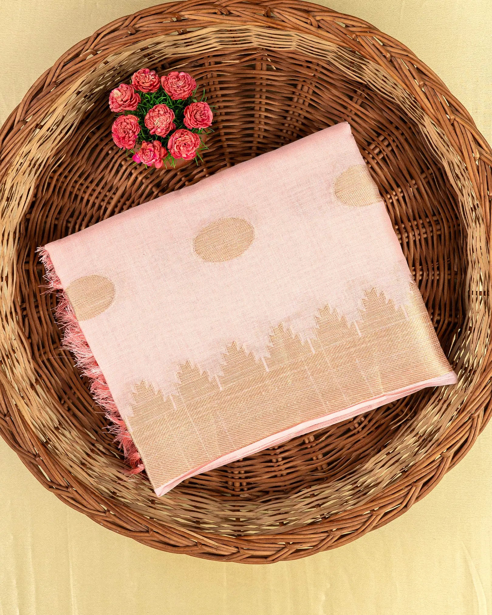 SC4363 - Linen Saree With Gold Butta