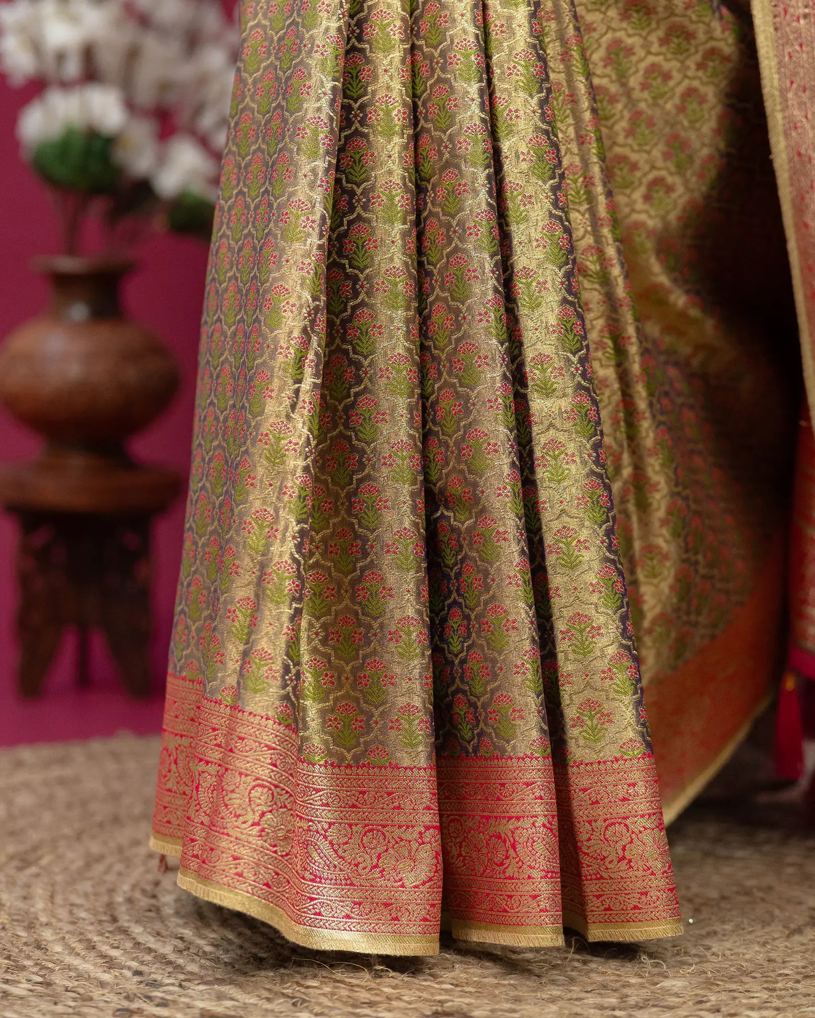 SC3538 - Tissue Gold Meena Butta Saree