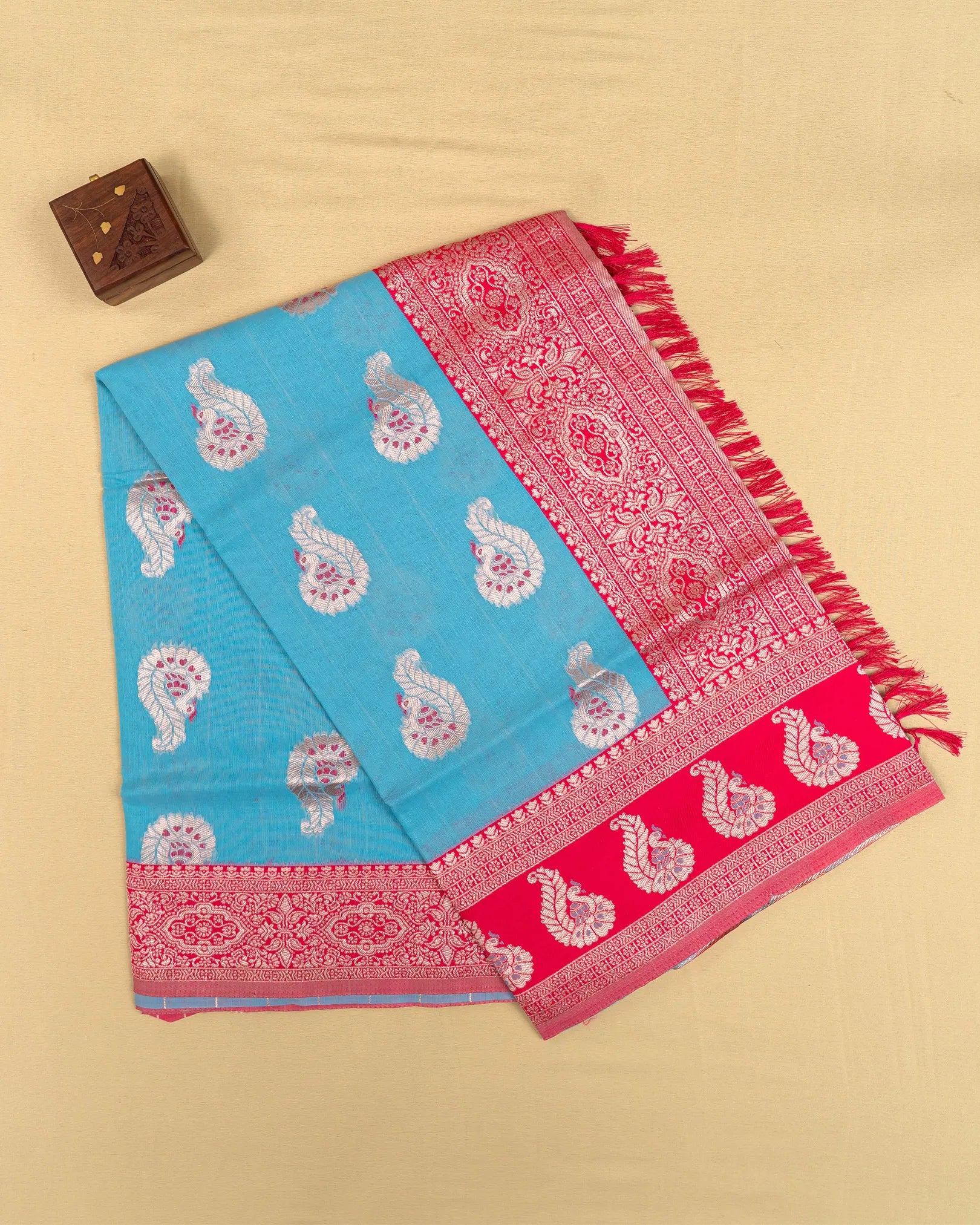 SC3060 - Linen Cotton With Meena Butta