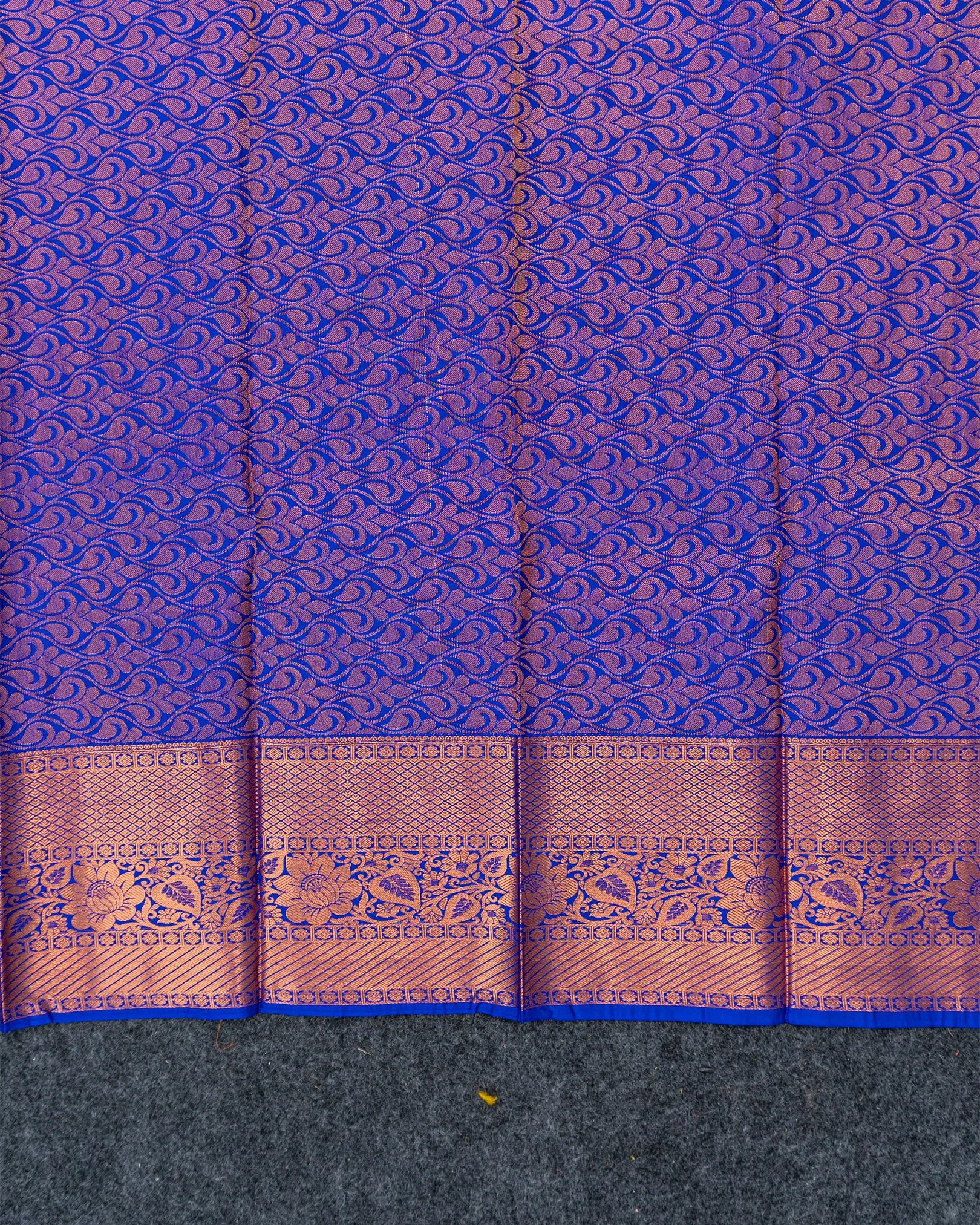 SC3612 - Silk Saree With Contrast Border And Zari Lines