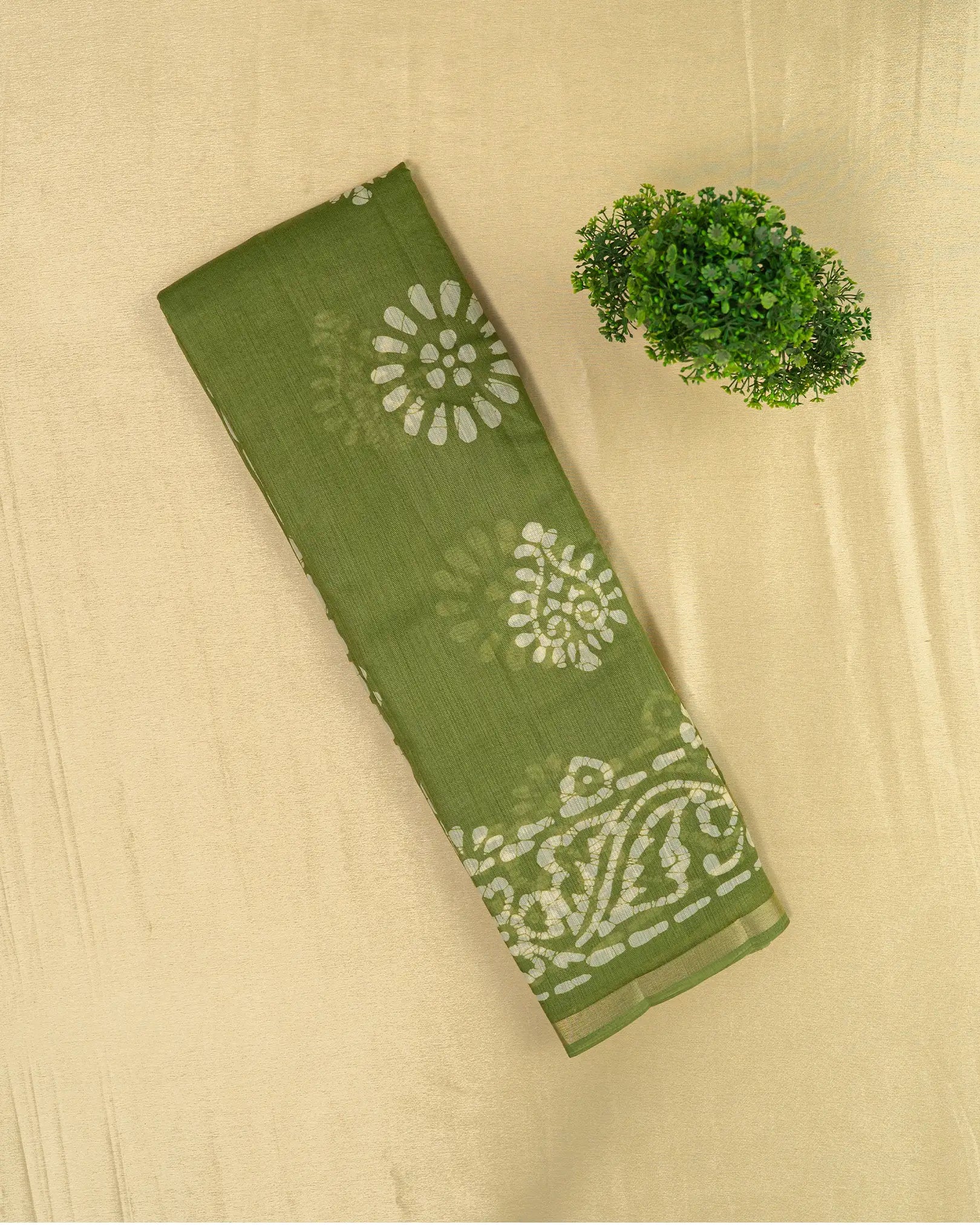 SC1519 - Tussar Silk Saree With Bandhani Print