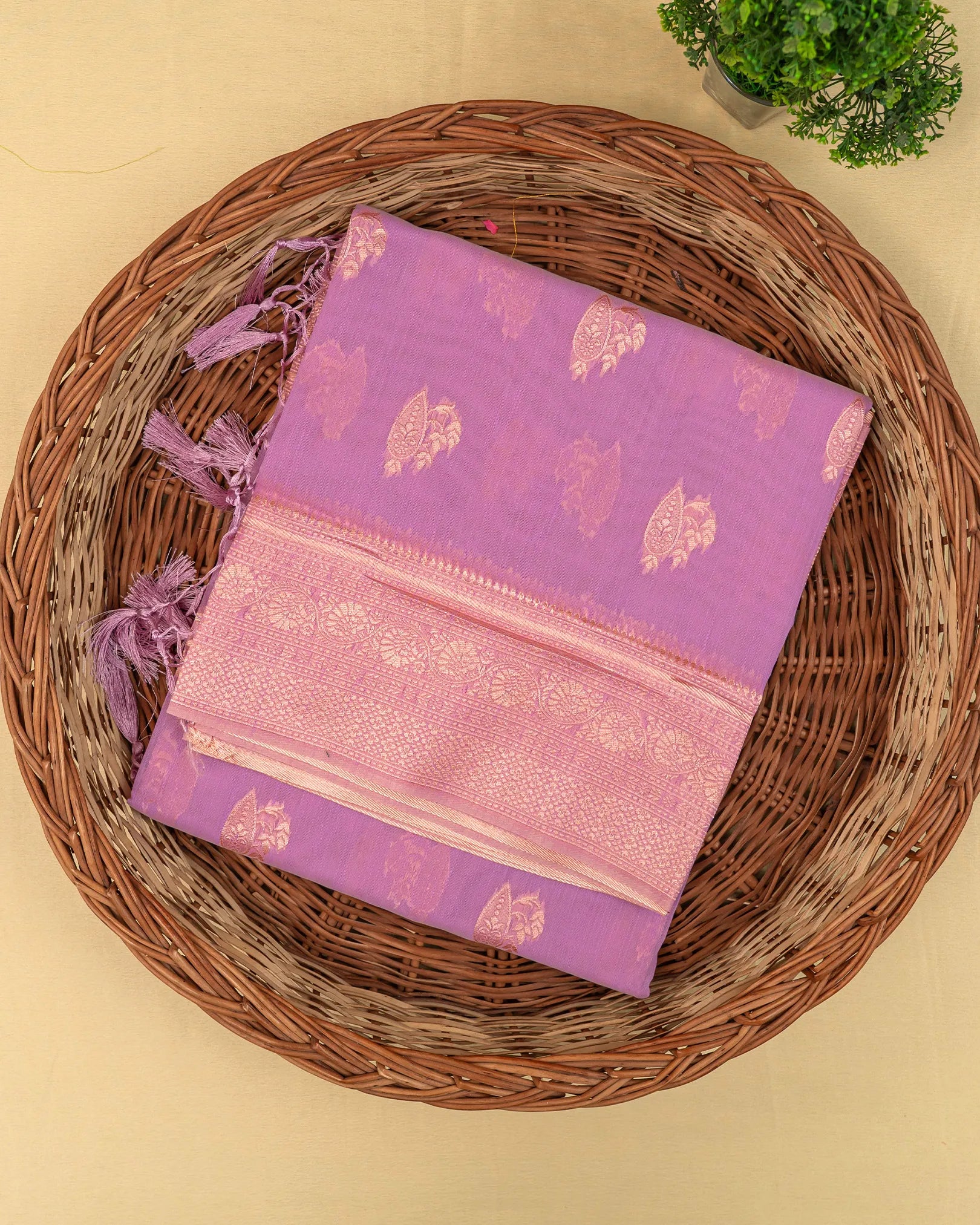 SC3204 - Linen Gold Butta