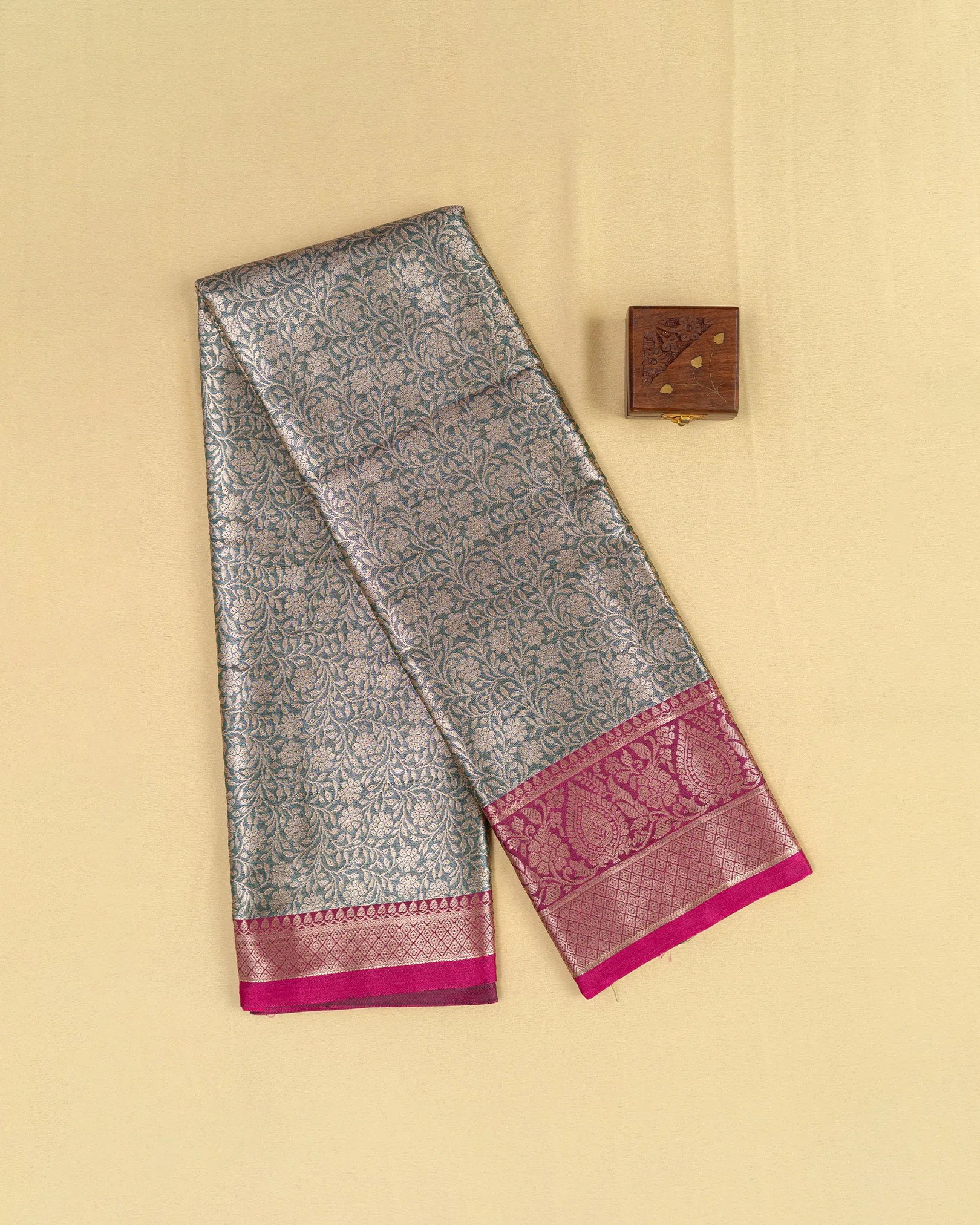 SC4811 - Tissue saree with jaquard body and contrast border