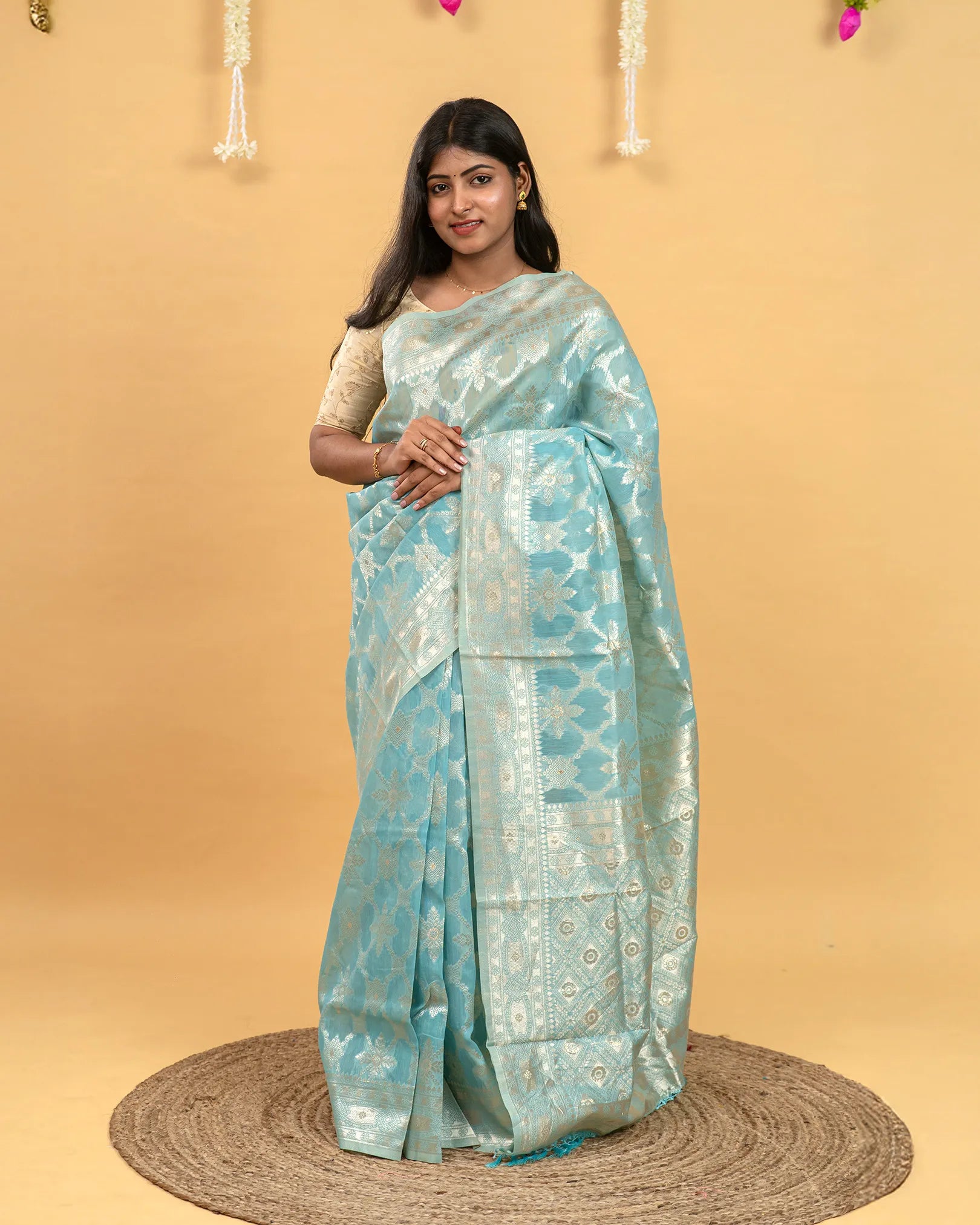 SC3042 - Cotton With Weaving And Neem Zari