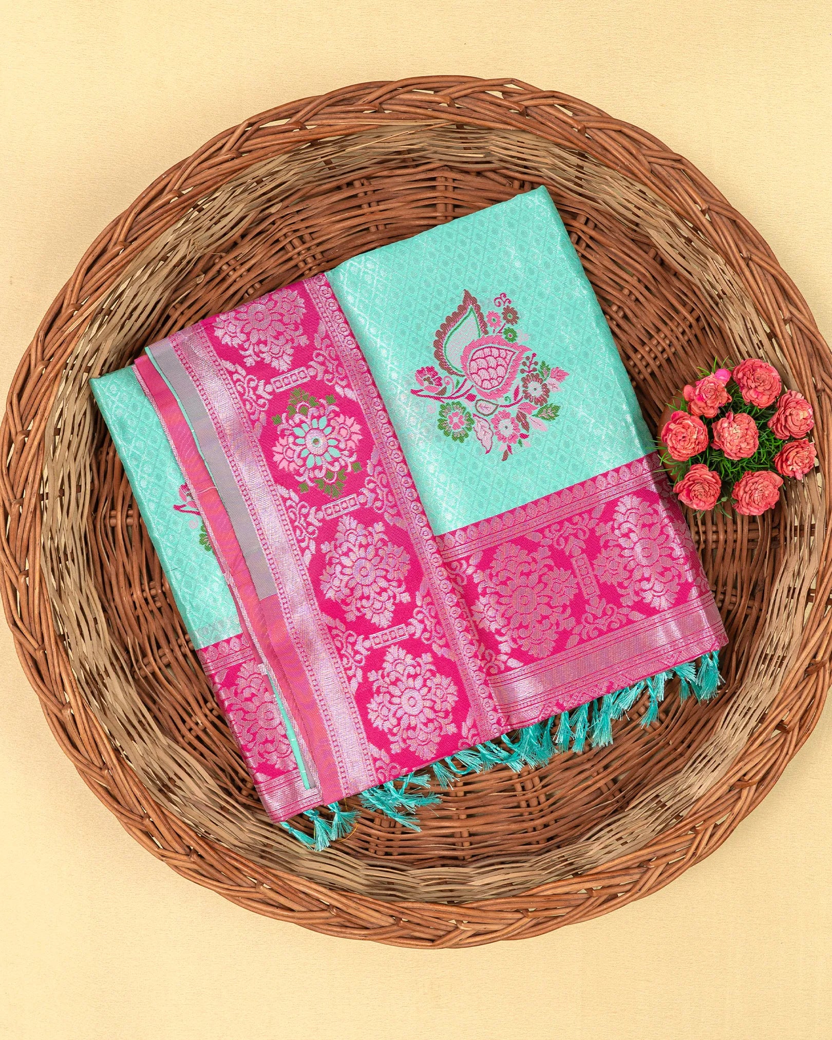 SC2849 - Tissue Silver Zari Meena Butta