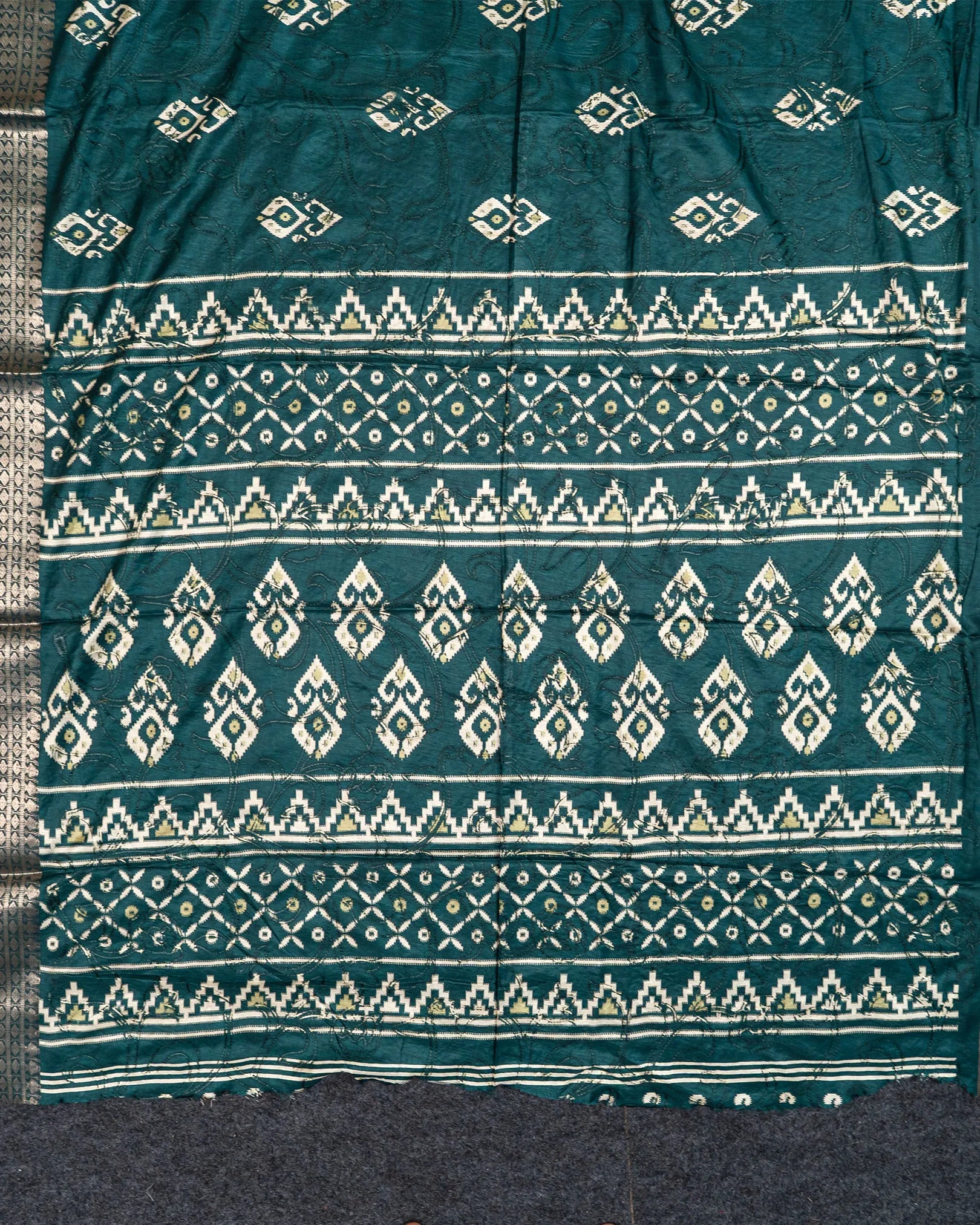 SC4026 - Dola Self Embroidery All Over With Bandhini Print