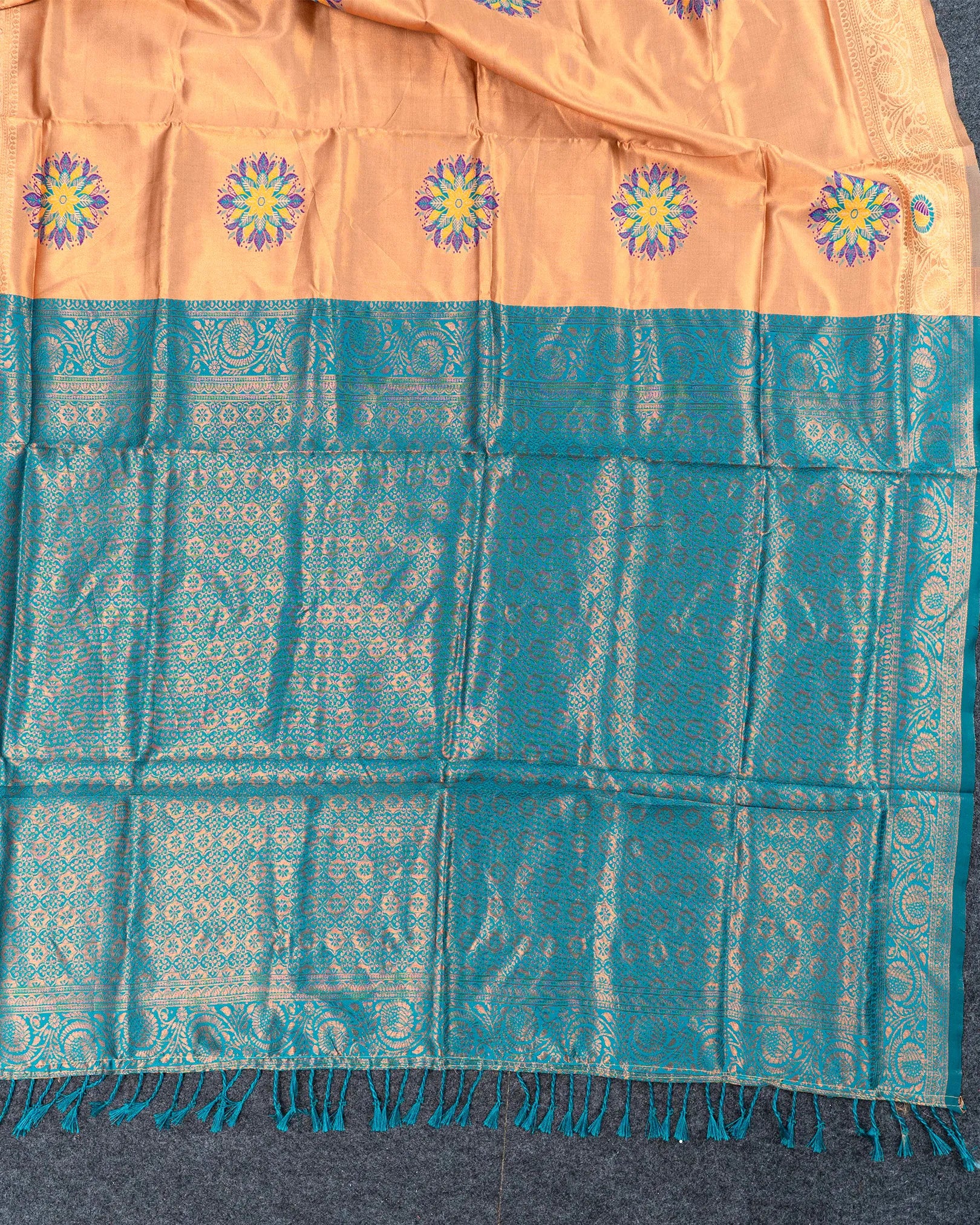 SC2862 - Tissue With Meena Body And Copper Border