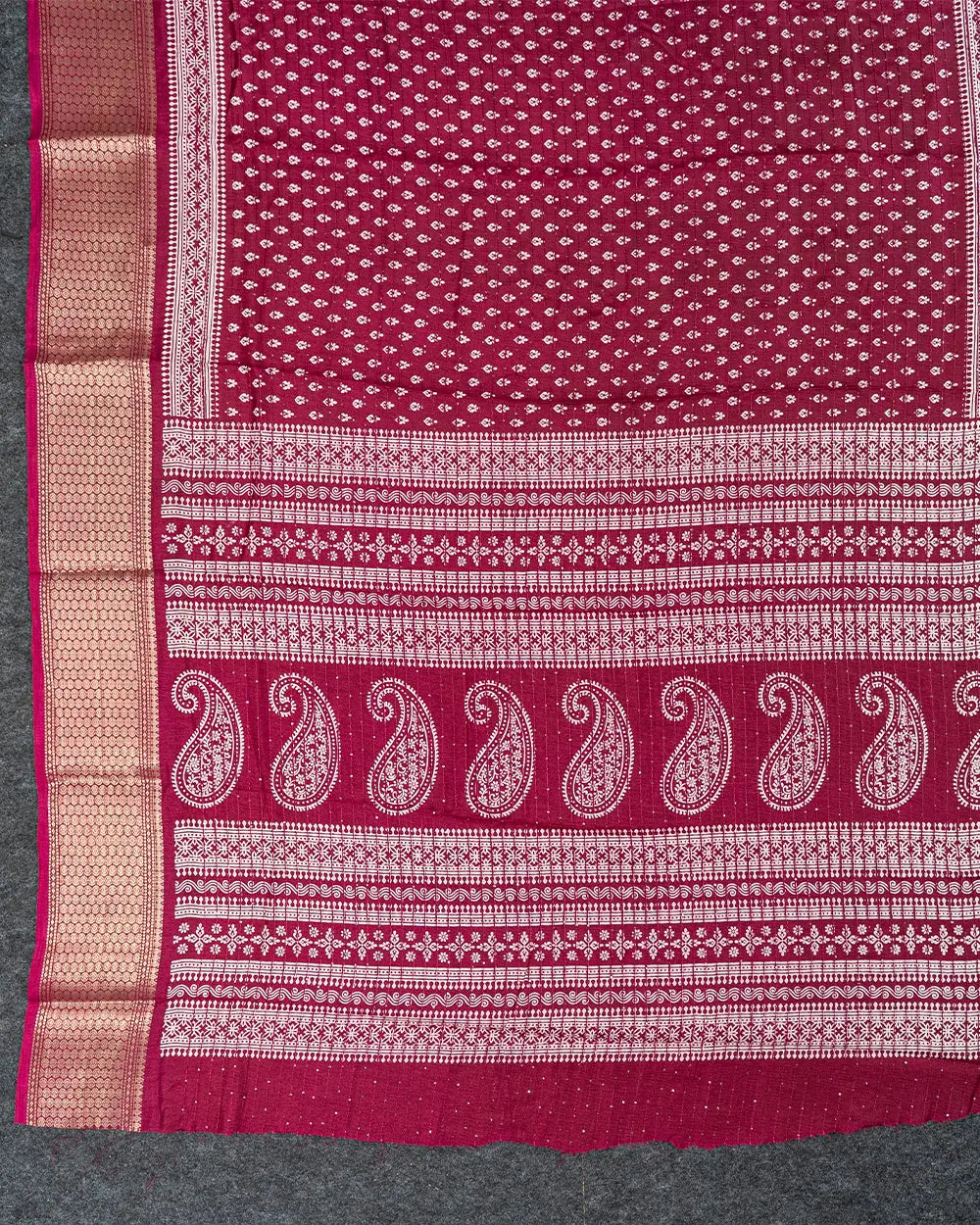 SC3973 - Dola Sequence Embroidery With Bandhini Print