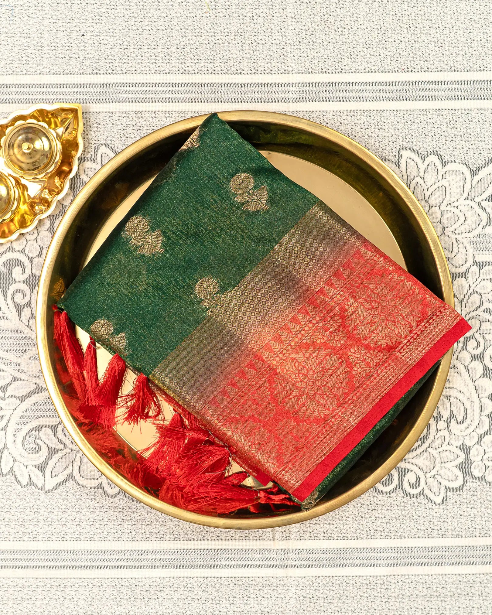 SC3492 - Tussar Shimmeer With Gold Butta
