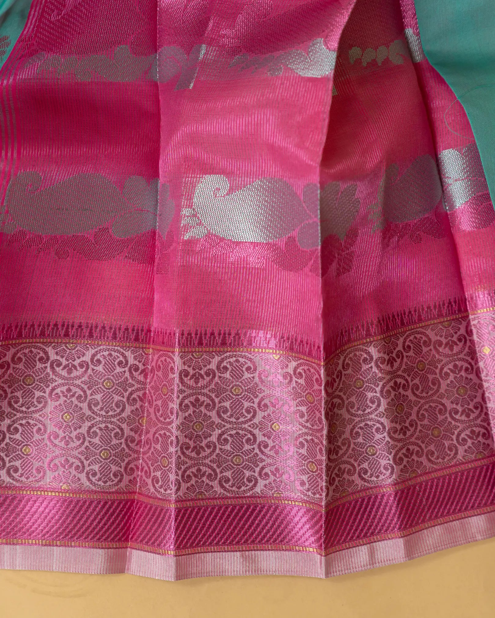 SC2980 - Silk Cotton With Pink And Self Zari