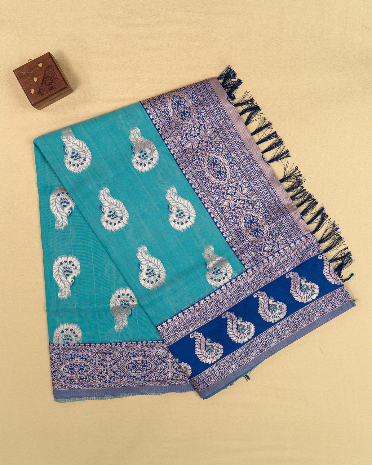 SC3060 - Linen Cotton With Meena Butta
